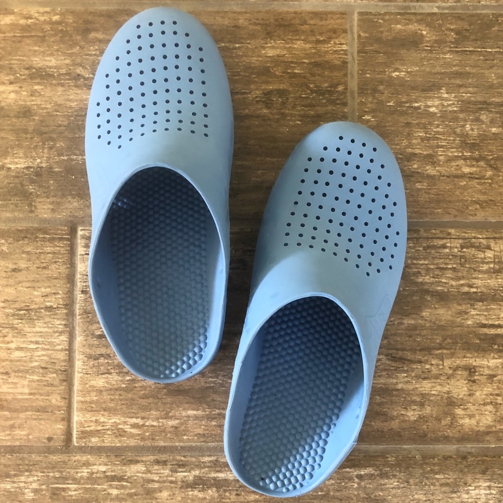 Calzuro Upper Ventilation Shoes